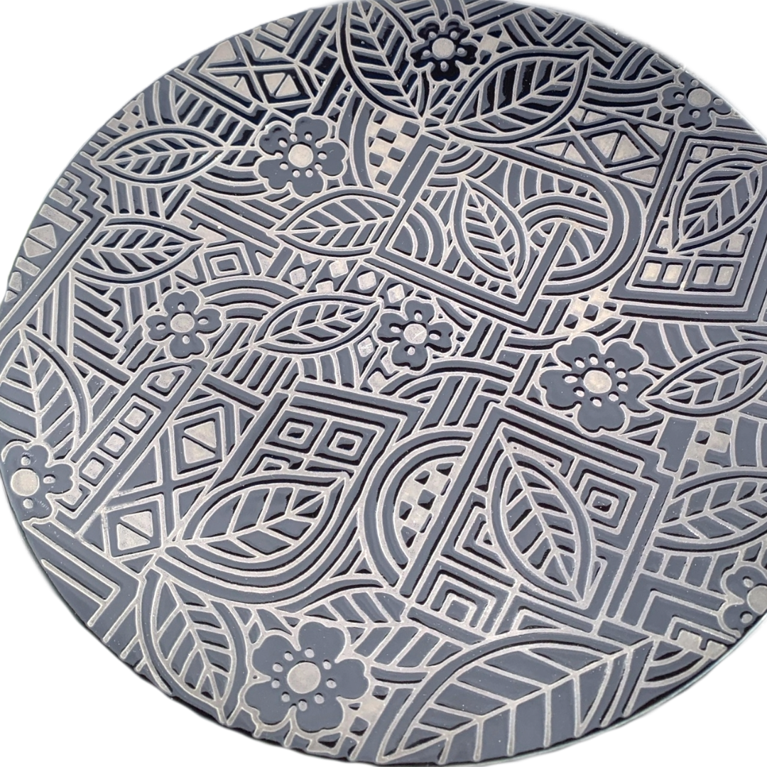 Black Dinner Plate w/Raised Abstract Flowers & Leaves 11" by HSI Appetite Set of 6